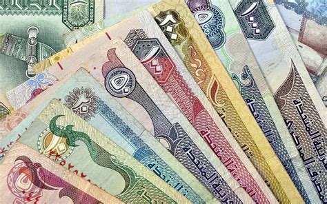 3 million dirhams to peso